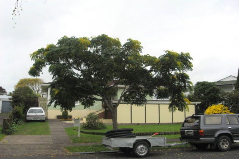 Photo of property in 30 Studfall Street, Pakuranga Heights, Auckland, 2010