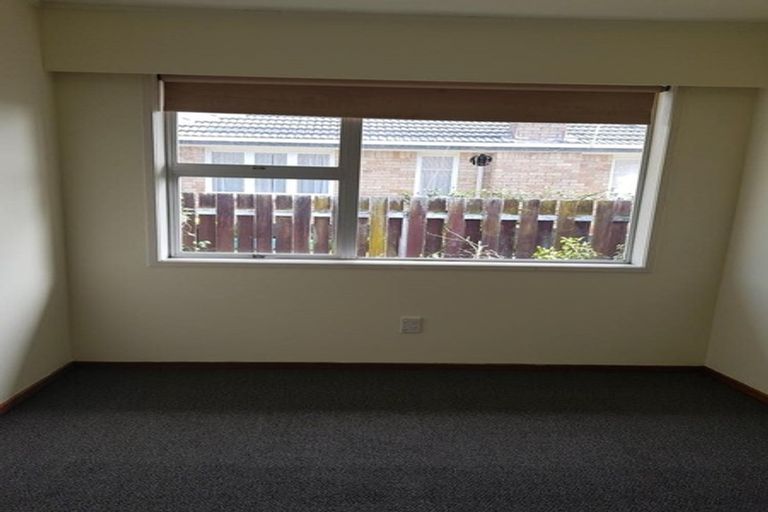 Photo of property in 1/24 Swaffield Road, Papatoetoe, Auckland, 2025