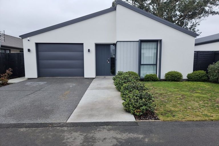 Photo of property in 16 Horoeka Street, Avonhead, Christchurch, 8042