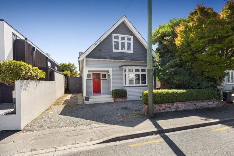 Photo of property in 89 Office Road, Merivale, Christchurch, 8014