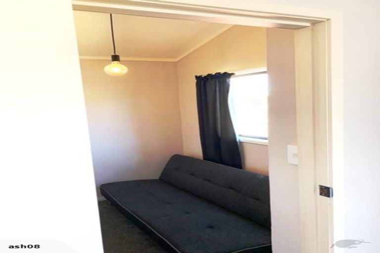 Photo of property in 4/8 Wood Street, Papakura, 2110