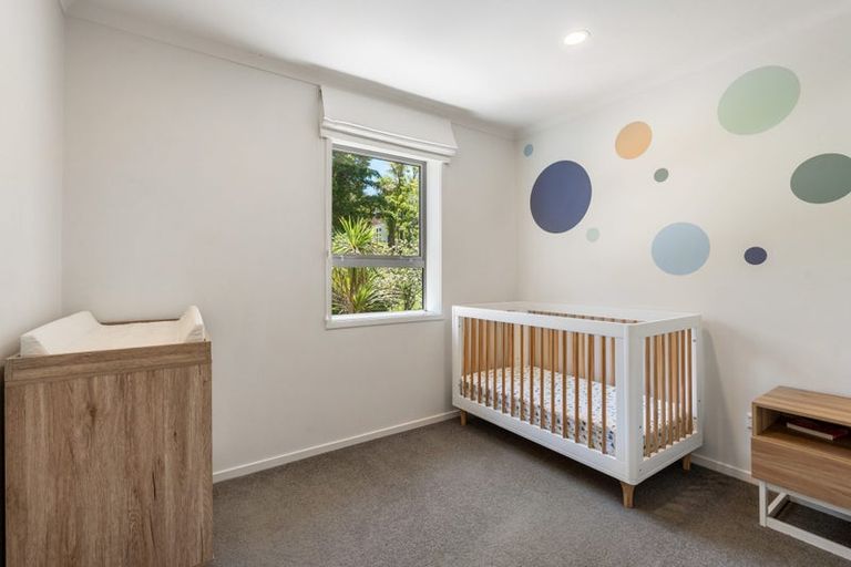 Photo of property in 5/13 Kaihu Street, Northcote, Auckland, 0627