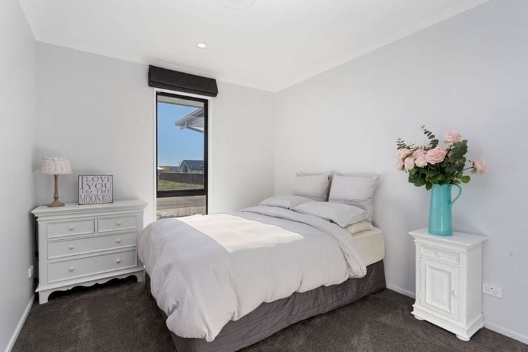 Photo of property in 52 The Esplanade, Pegasus, 7612