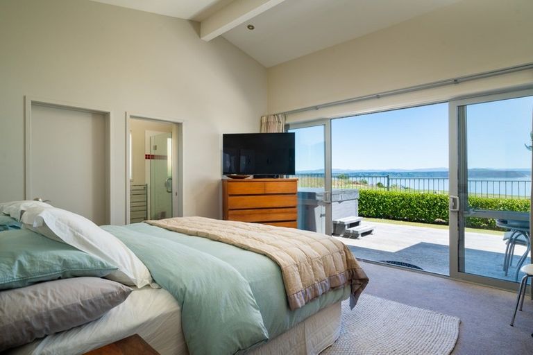 Photo of property in 43 Victory Drive, Wharewaka, Taupo, 3330