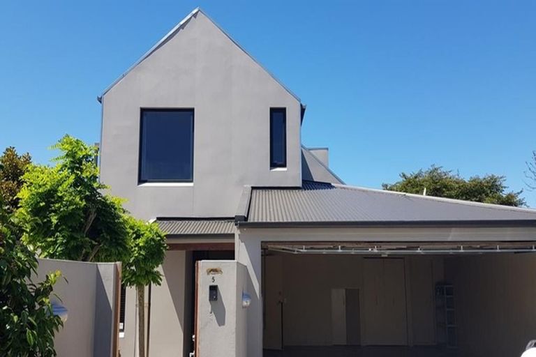 Photo of property in 5 Kinleys Lane, St Albans, Christchurch, 8014