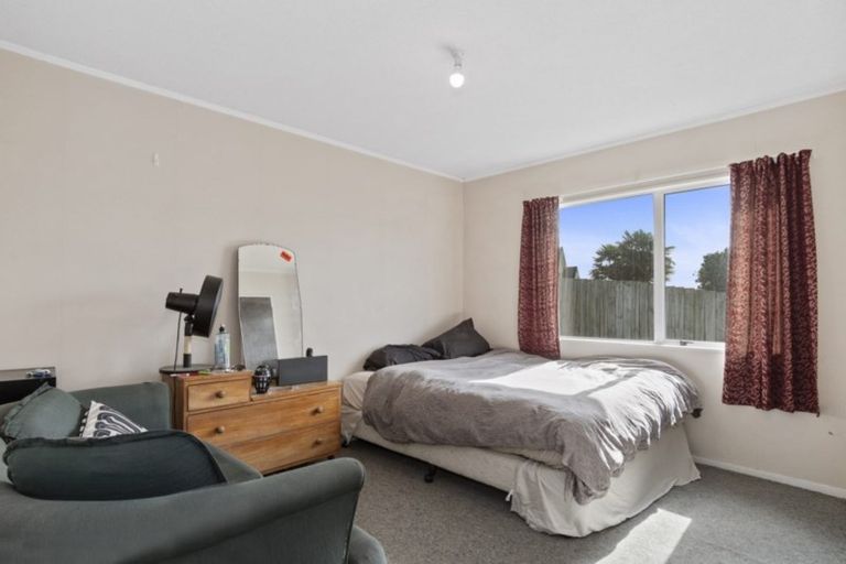 Photo of property in 4b Luke Street, Brookfield, Tauranga, 3110