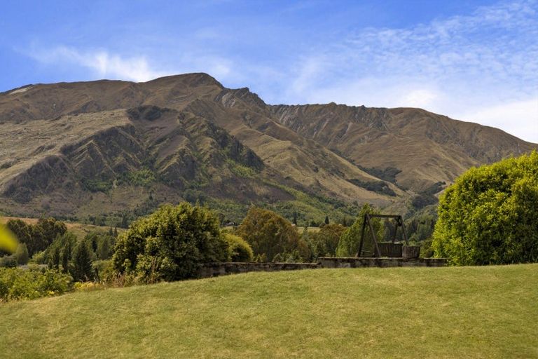 Photo of property in 18 Wilding Road, Lake Hayes, Queenstown, 9371