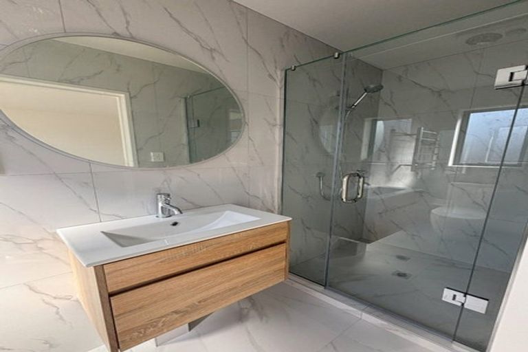 Photo of property in 1/800 Chapel Road, Northpark, Auckland, 2016