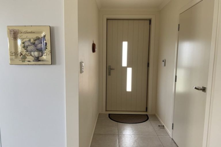 Photo of property in Henry Russell Estate, 12/36 Belgrove Drive, Waipukurau, 4200