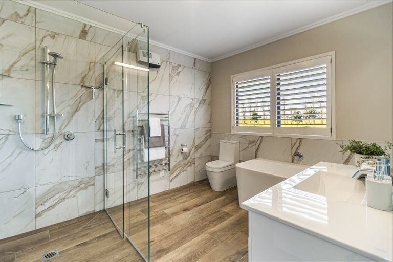 Photo of property in 80 Ewen Place, Karaka, Papakura, 2580