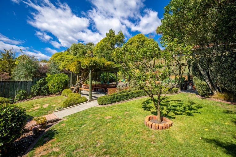 Photo of property in 22 Examiner Street, Nelson, 7010