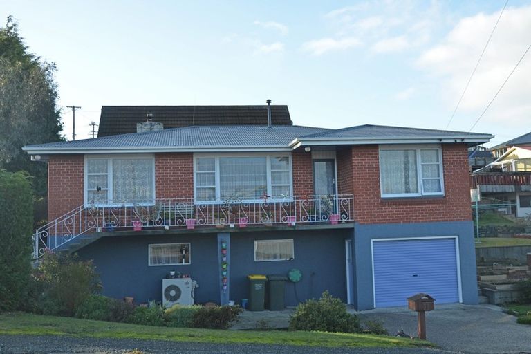 Photo of property in 23 Lowestoft Street, Balclutha, 9230