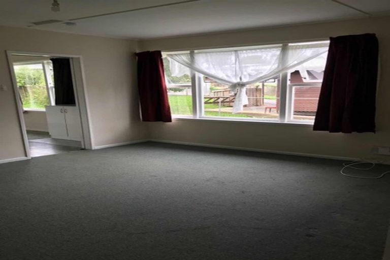 Photo of property in 58 Glendale Road, Glen Eden, Auckland, 0602