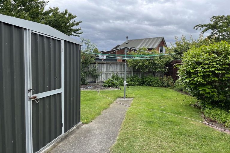 Photo of property in 27 Hewitts Road, Woodend, 7610