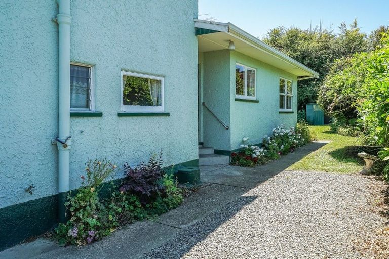 Photo of property in 12 Dryden Street, Stoke, Nelson, 7011