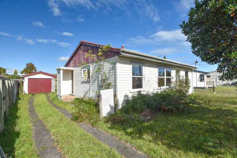 Photo of property in 19 Hawick Street, Tokoroa, 3420