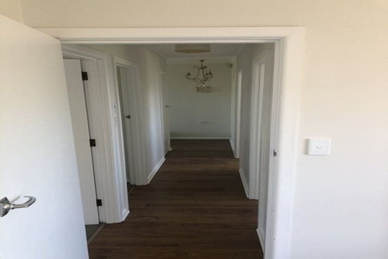 Photo of property in 11 Magdalen Crescent, Pirimai, Napier, 4112