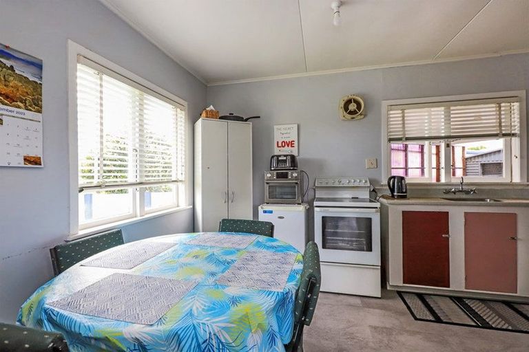 Photo of property in 20 Ngarimu Street, Havelock North, 4130