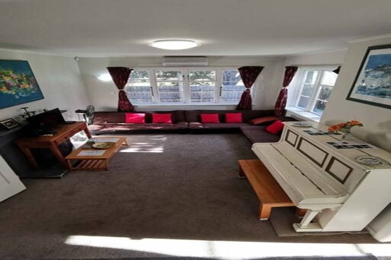 Photo of property in 120 Peverel Street, Riccarton, Christchurch, 8041