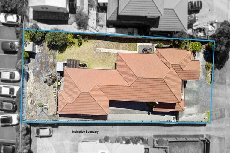 Photo of property in 15 Millstream Drive, Henderson, Auckland, 0610