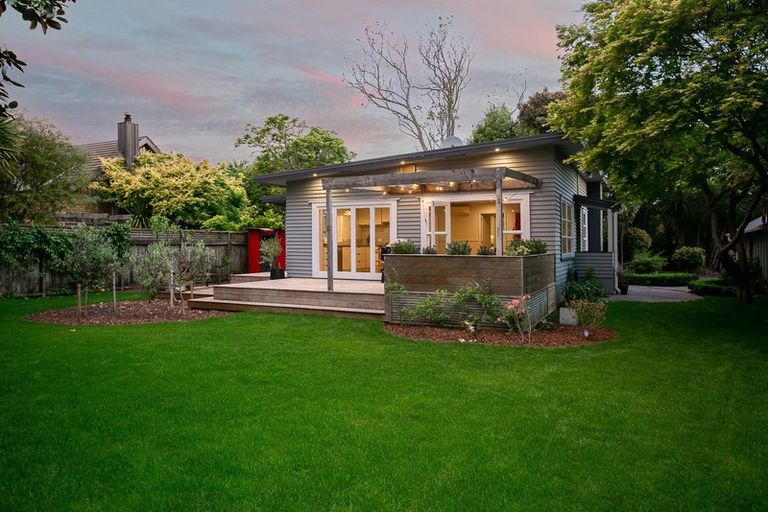 Photo of property in 77c Grey Street, Cambridge, 3434