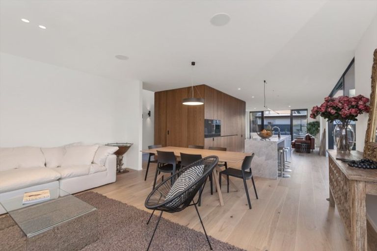 Photo of property in 155 Puriri Street, Fendalton, Christchurch, 8041