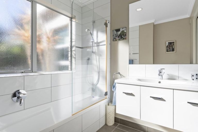 Photo of property in 31a Brookfield Terrace, Brookfield, Tauranga, 3110