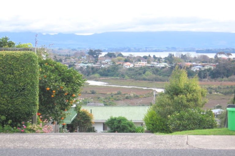 Photo of property in 354 Otumoetai Road, Otumoetai, Tauranga, 3110