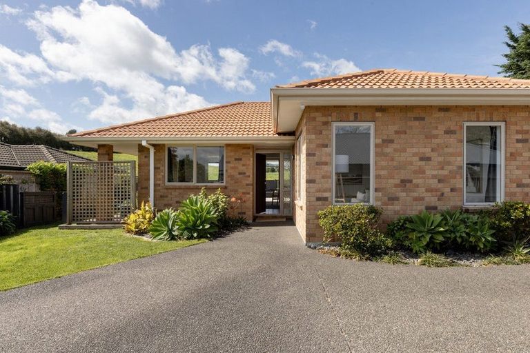 Photo of property in 22 Parnwell Place, Ohauiti, Tauranga, 3112
