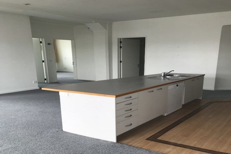 Photo of property in 9/37 Majoribanks Street, Mount Victoria, Wellington, 6011