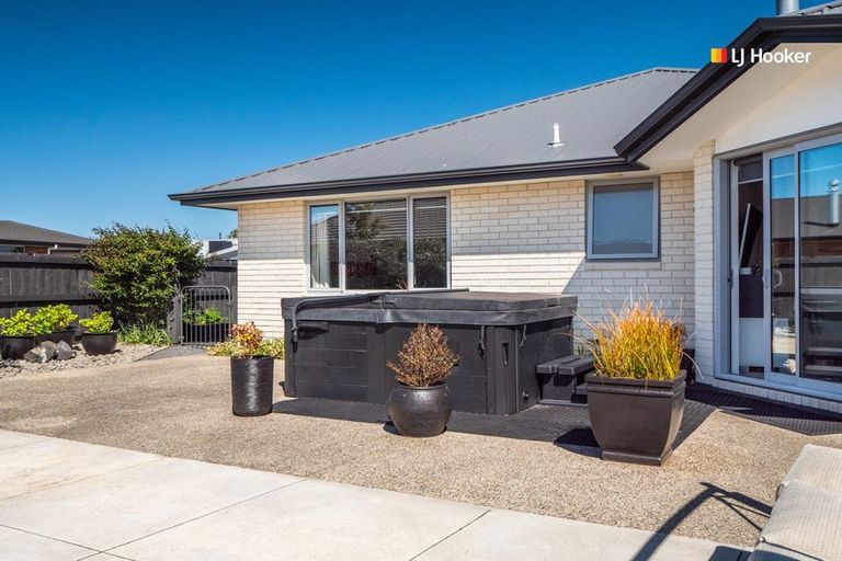 Photo of property in 20 William James Close, Mosgiel, 9024
