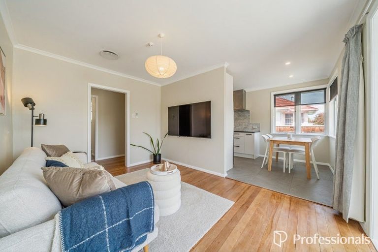 Photo of property in 26 Godley Street, Waterloo, Lower Hutt, 5011