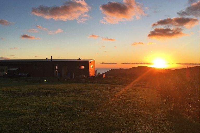 Photo of property in 812 Ruapuke Road, Raglan, 3296