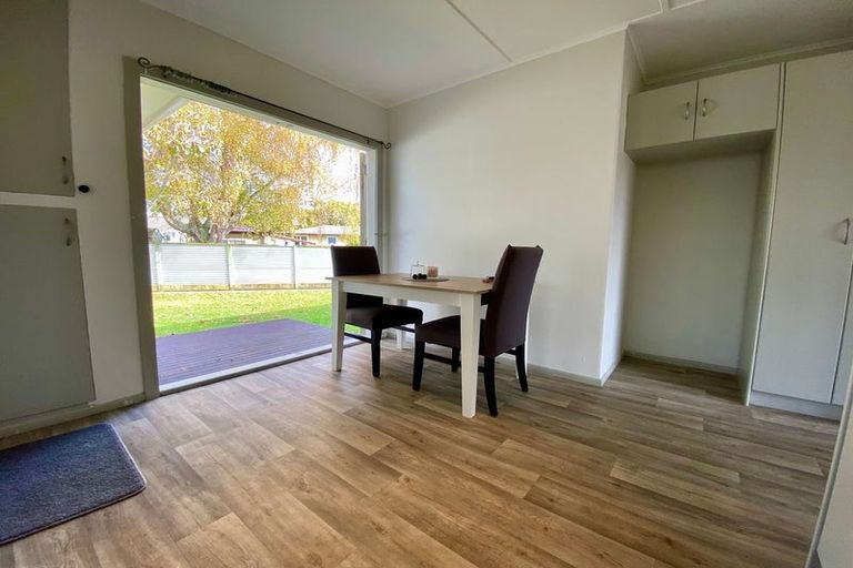 Photo of property in 6 Perth Place, Awapuni, Palmerston North, 4412