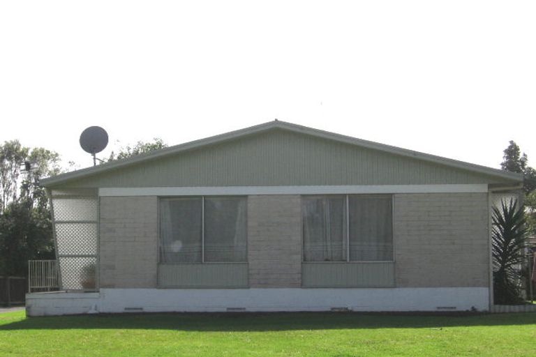 Photo of property in 1/25 Pinedale Place, Henderson, Auckland, 0610