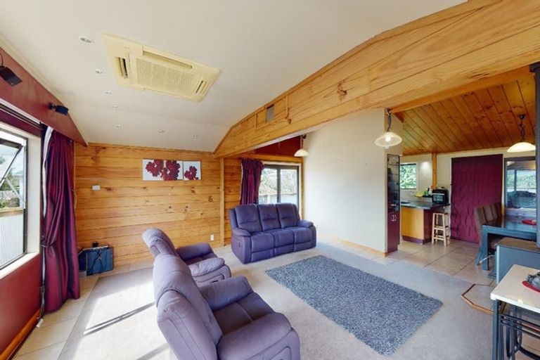 Photo of property in 27 Petrie Street, Pomare, Rotorua, 3015