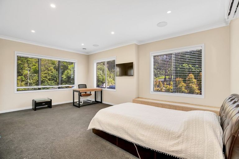 Photo of property in 236 Whitford Road, Shamrock Park, Howick, 2571