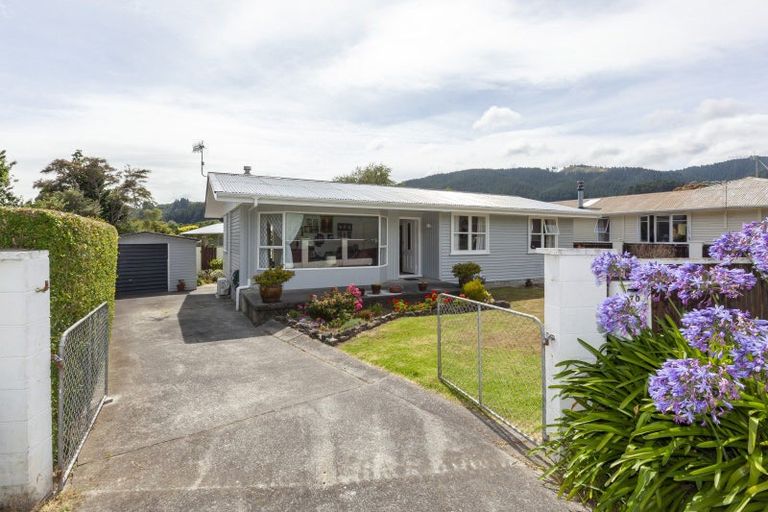 Photo of property in 70 Riwai Street, Paraparaumu, 5032