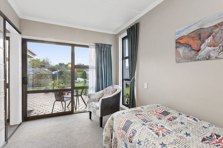 Photo of property in 8 Macann Lane, Spreydon, Christchurch, 8024