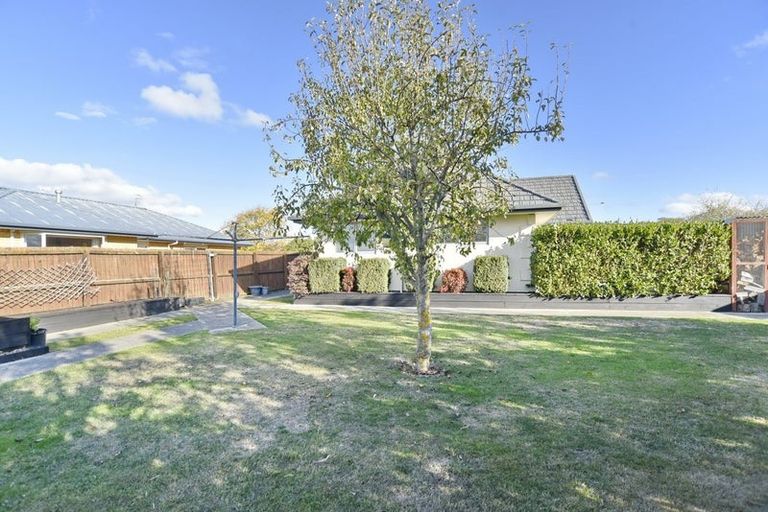 Photo of property in 135 Chinnerys Road, Woodend, 7610