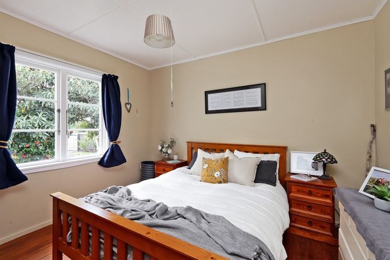 Photo of property in 33 Harpham Street, Taradale, Napier, 4112
