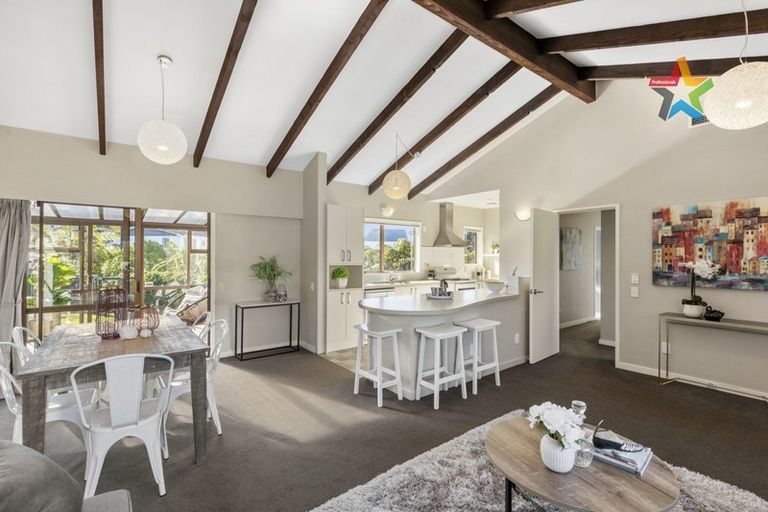 Photo of property in 18 Taieri Crescent, Kelson, Lower Hutt, 5010