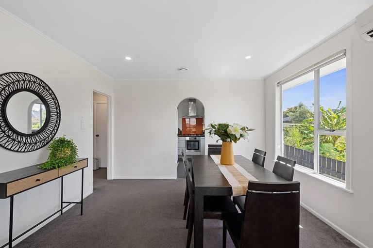 Photo of property in 60a Tiroroa Avenue, Te Atatu South, Auckland, 0610