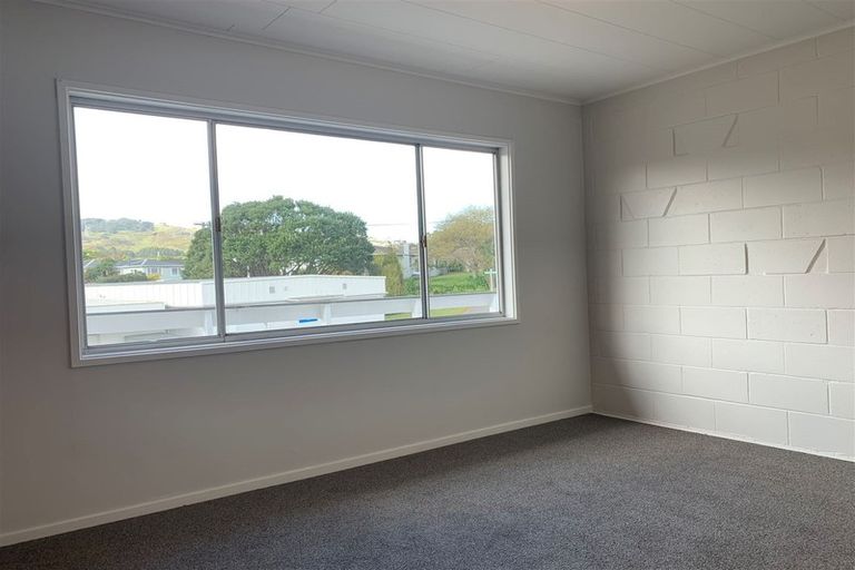 Photo of property in 4/1 Proctor Lane, Tawa, Wellington, 5028