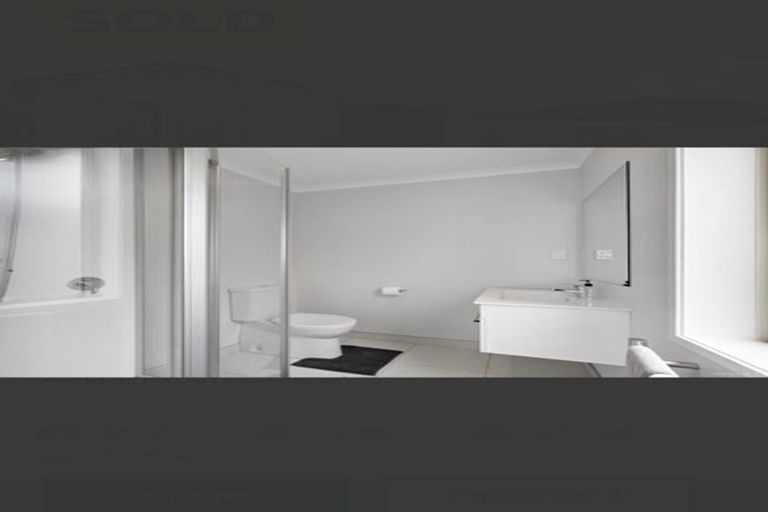 Photo of property in 30 Opouatu Avenue, Glenbrook, 2681