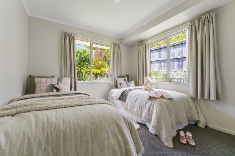 Photo of property in 37 Rochfort Crescent, Pyes Pa, Tauranga, 3112