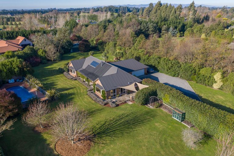 Photo of property in 14 Faith Place, West Melton, Christchurch, 7675