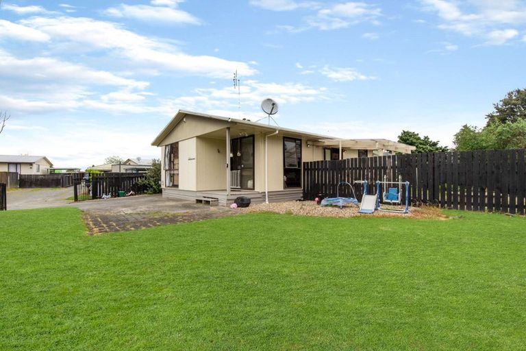 Photo of property in 22c Odlin Crescent, Nawton, Hamilton, 3200