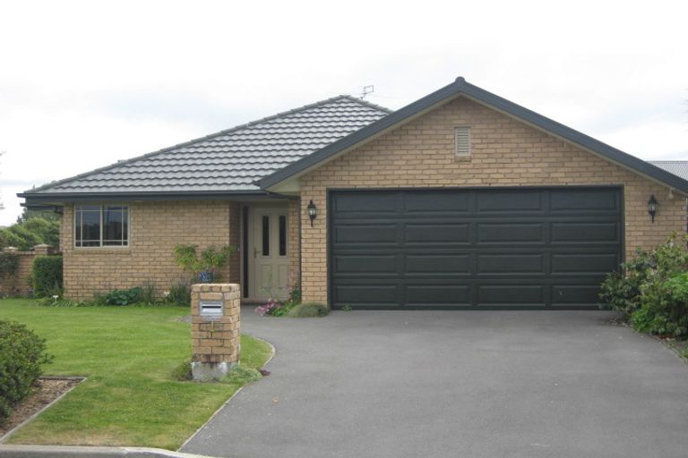 Photo of property in 1 Ballybrack Place, Casebrook, Christchurch, 8051