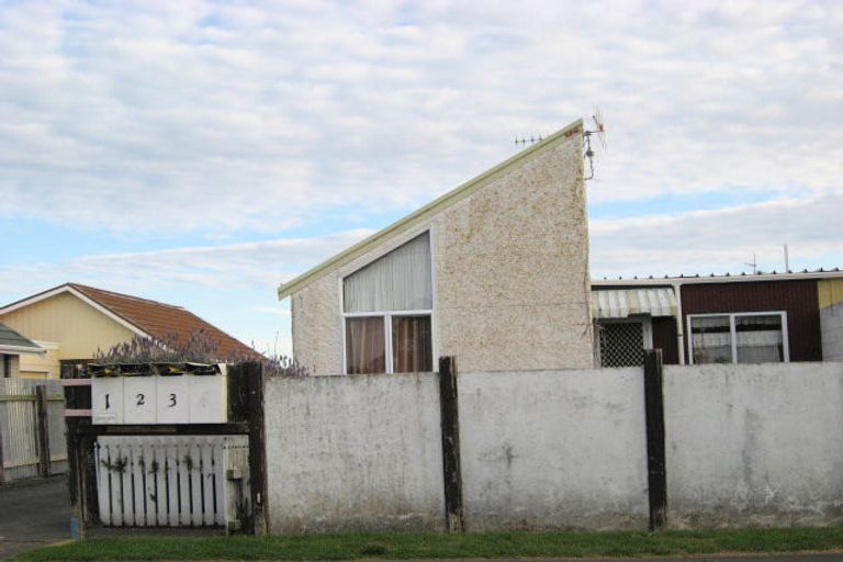 Photo of property in 27a Bignell Street, Gonville, Whanganui, 4501